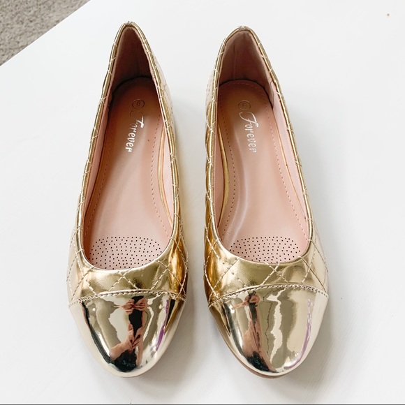 Used Forever Gold Quilted Flats Upgrade-14, size 8 (no box) - Picture 4 of 12